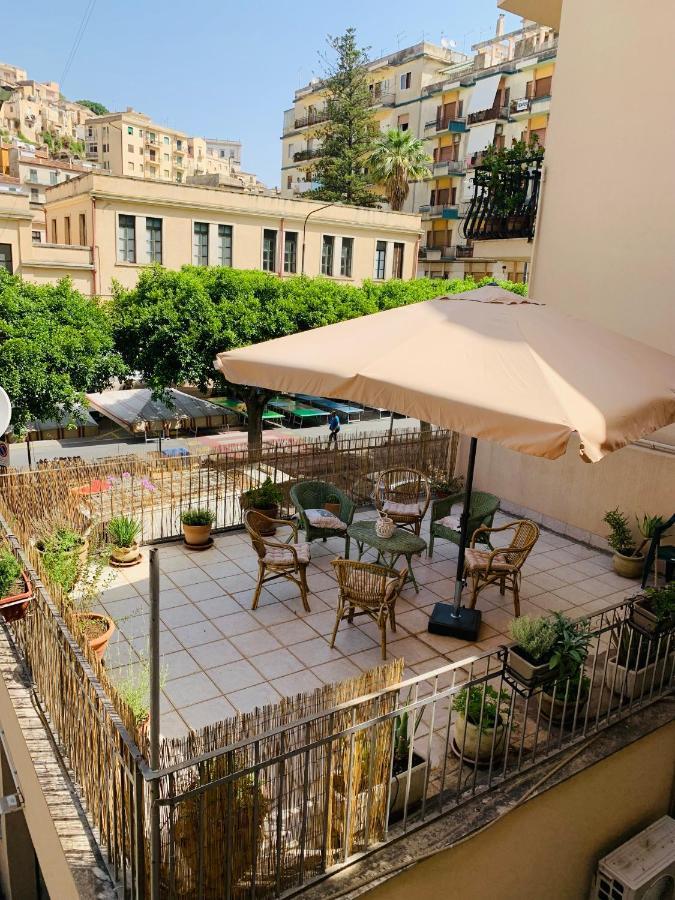 Casa Bellizzi Villa Модика Екстериор снимка