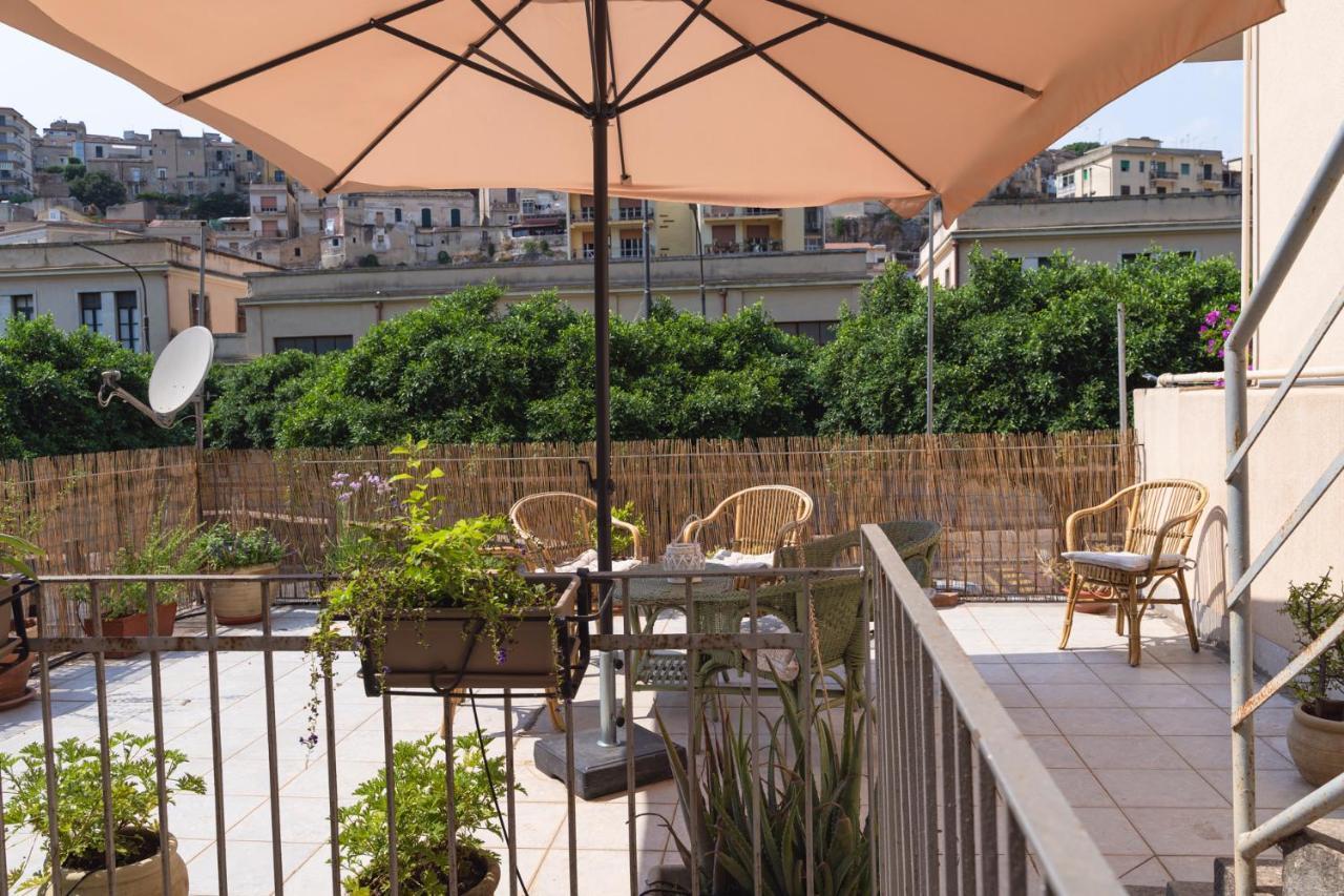 Casa Bellizzi Villa Модика Екстериор снимка